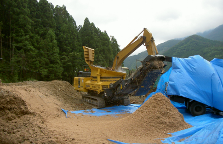 小型木くず破砕機